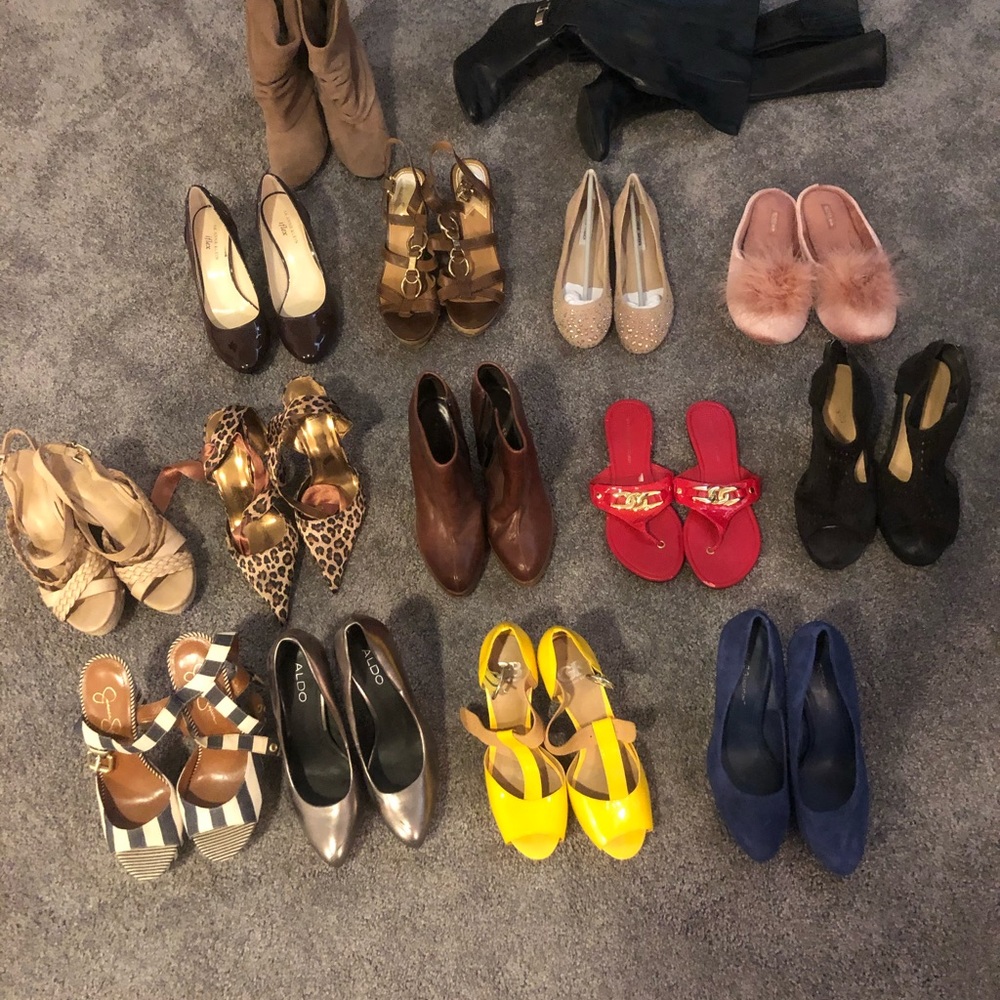 Shoe closet clean out! High heels, flats, boots